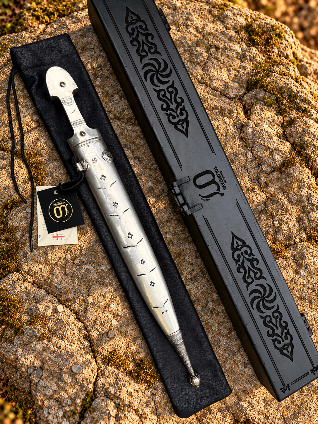 Caucasian Dagger (057)