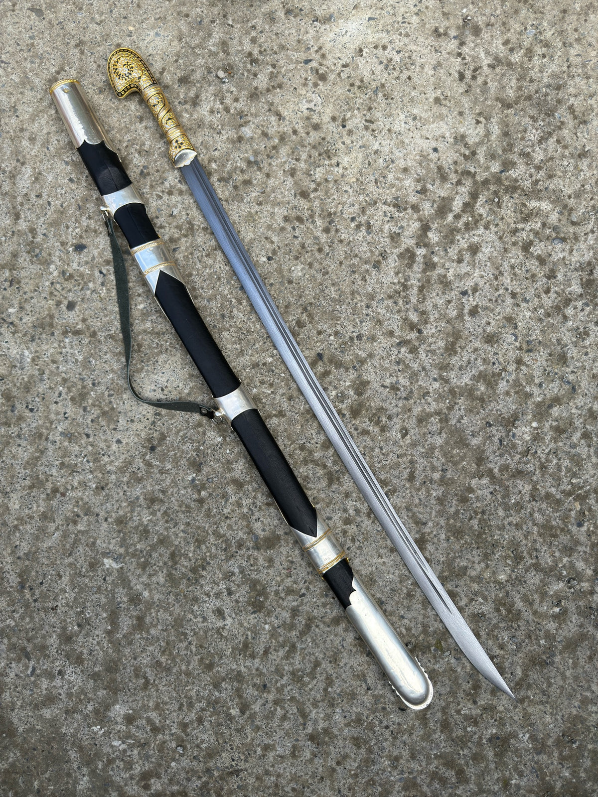 Caucasian Sword (Cholauri 003)