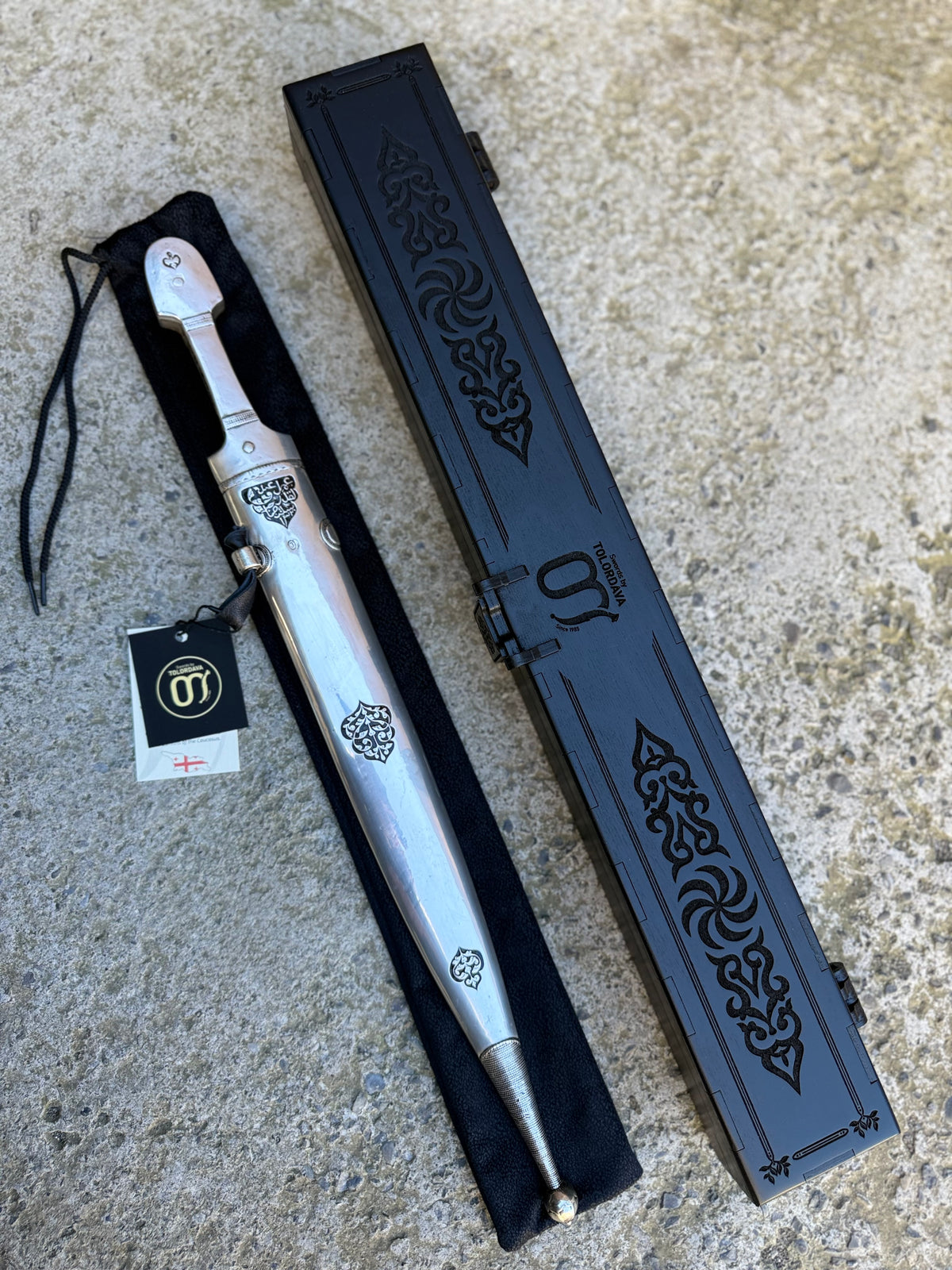 Caucasian Dagger (038)