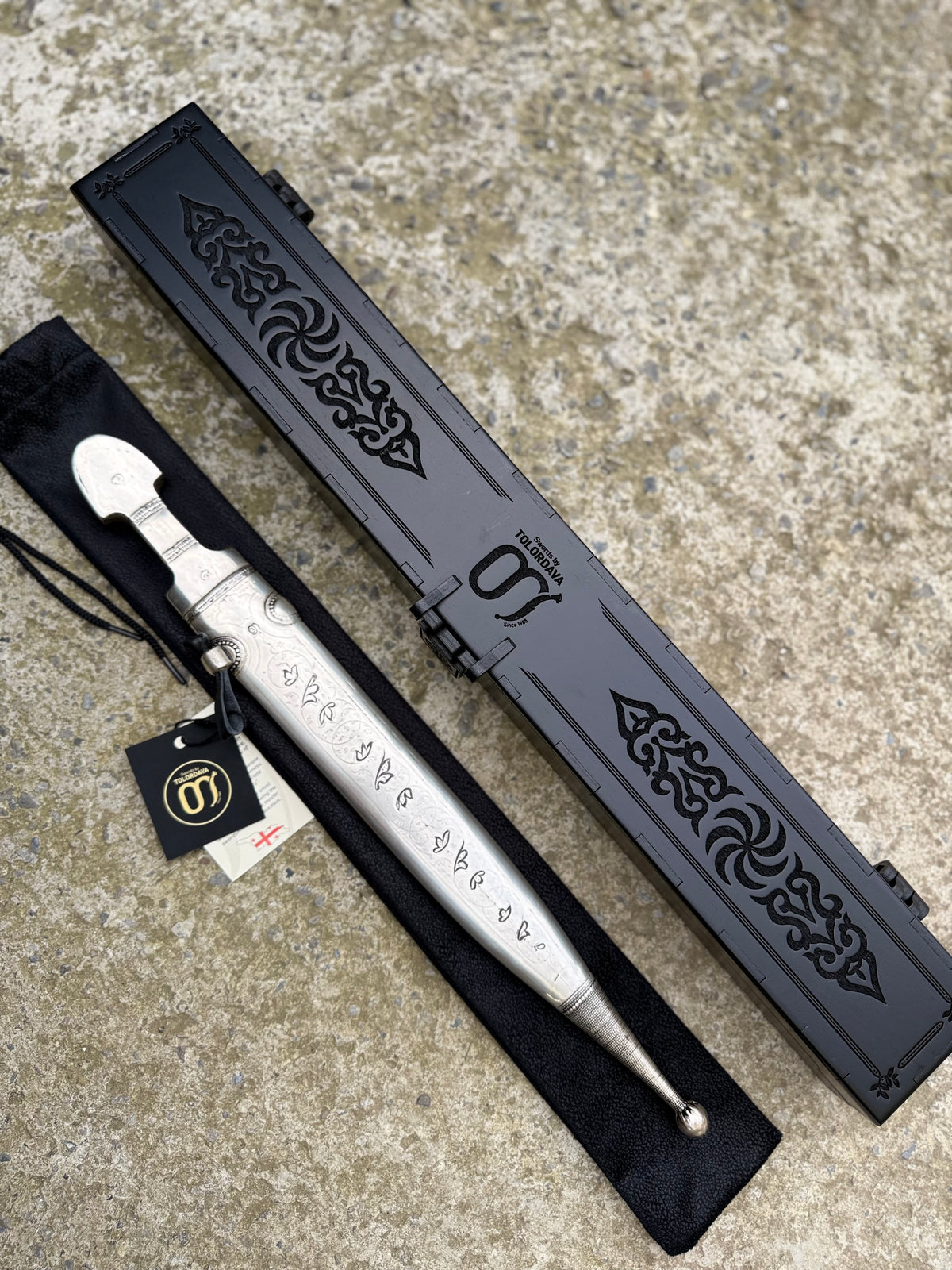 Caucasian Dagger (013)