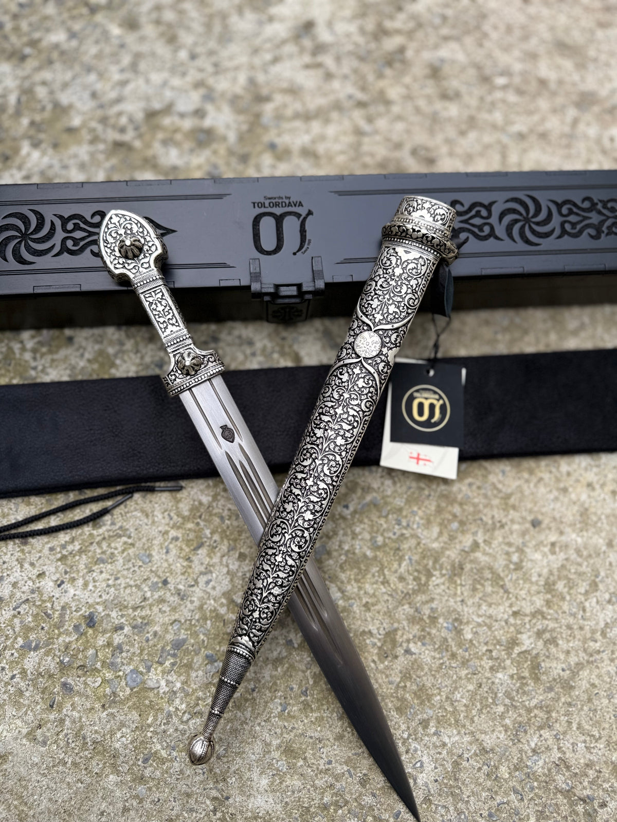 Caucasian Dagger (007)