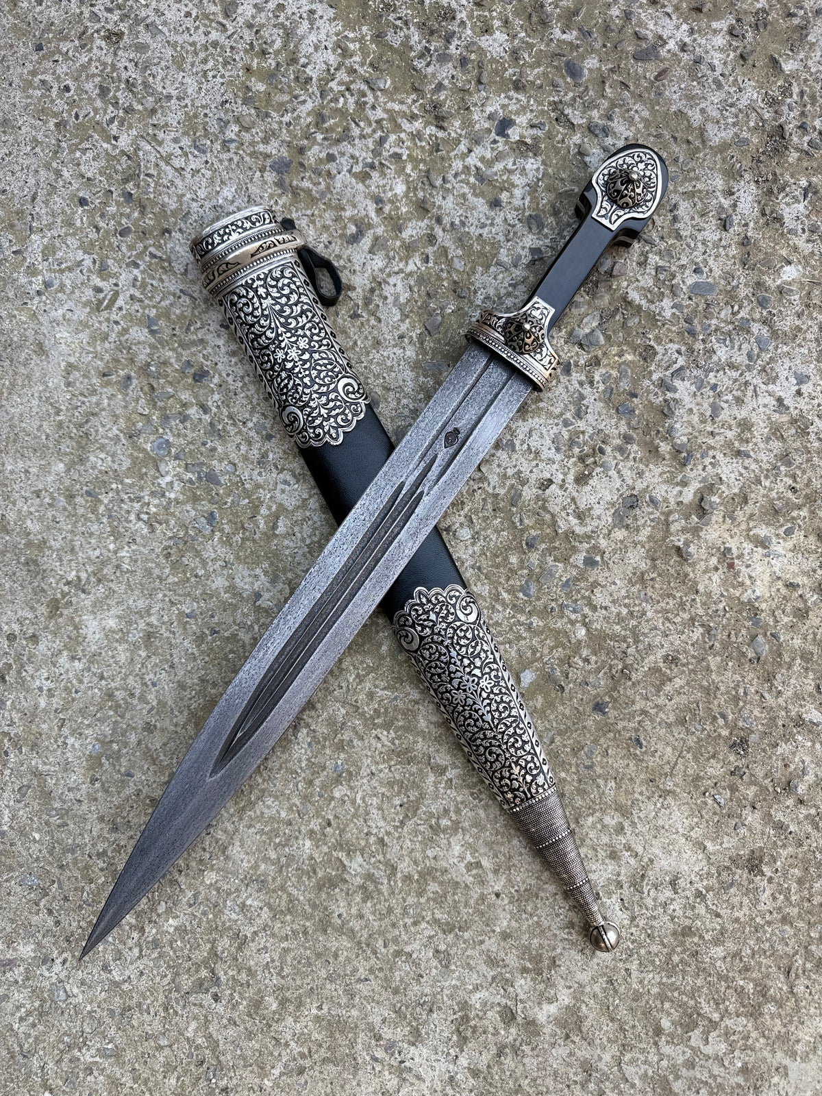 Georgian Dagger (035)