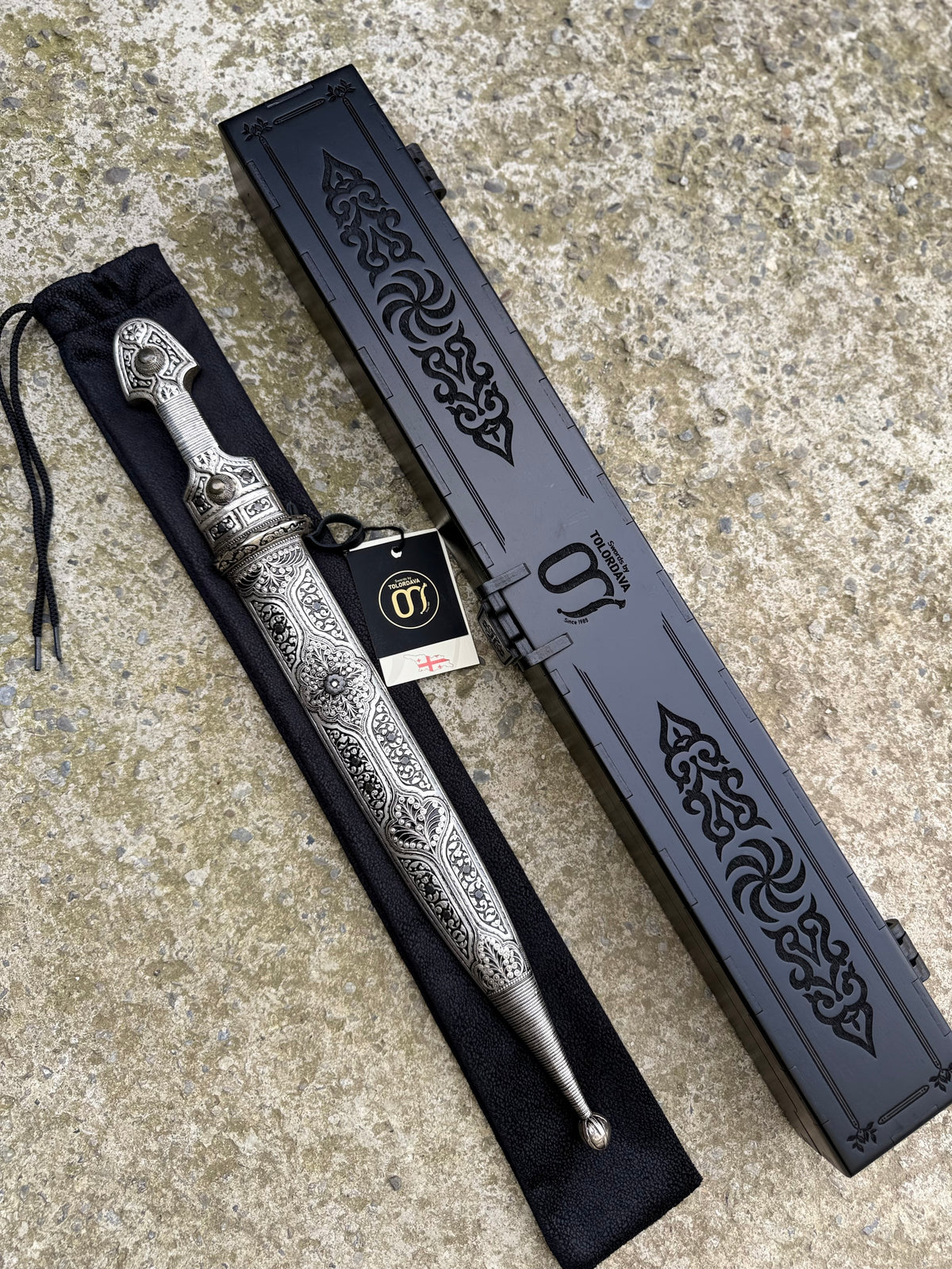 Caucasian Dagger (027)
