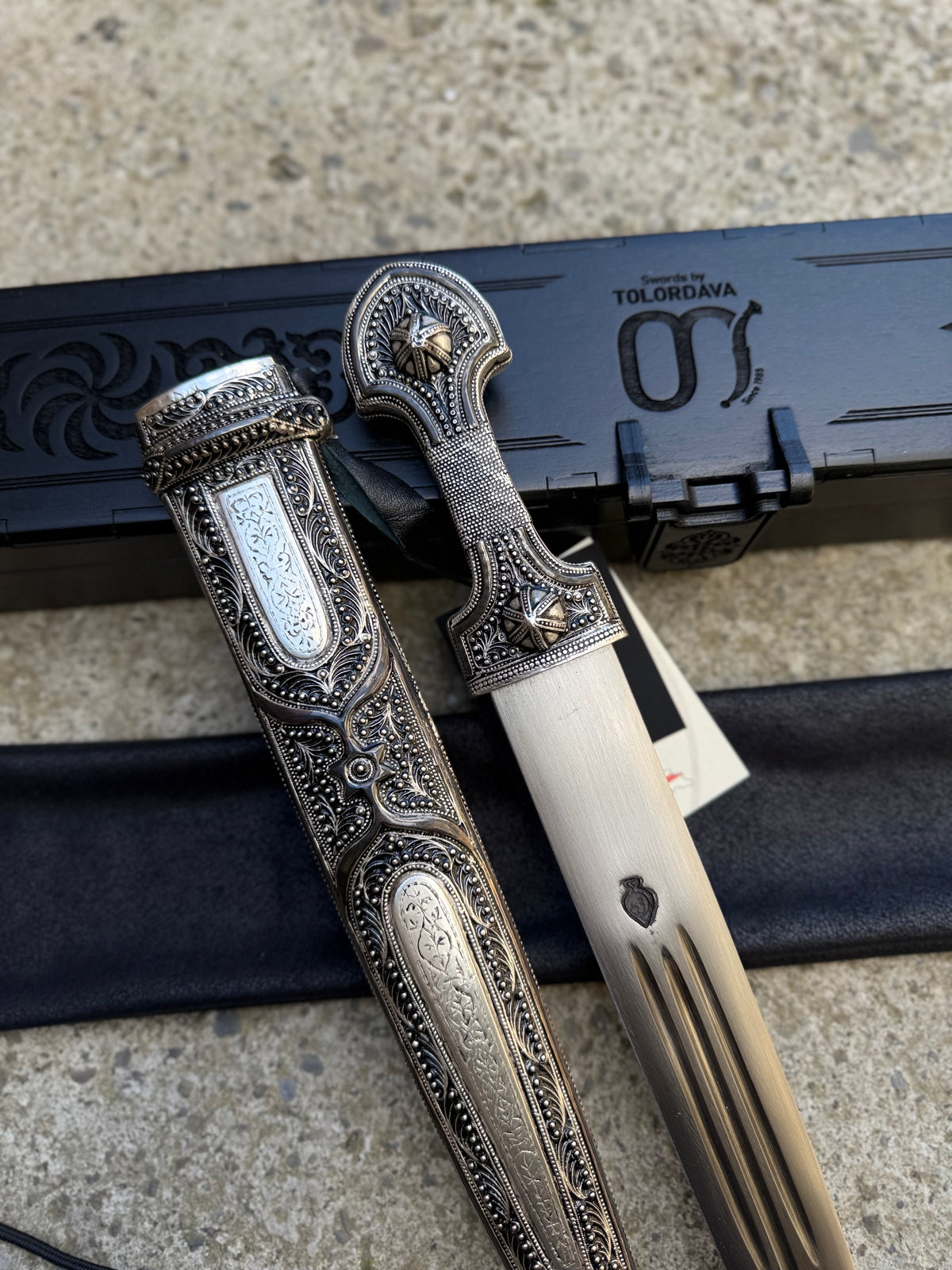 Georgian Dagger (046)