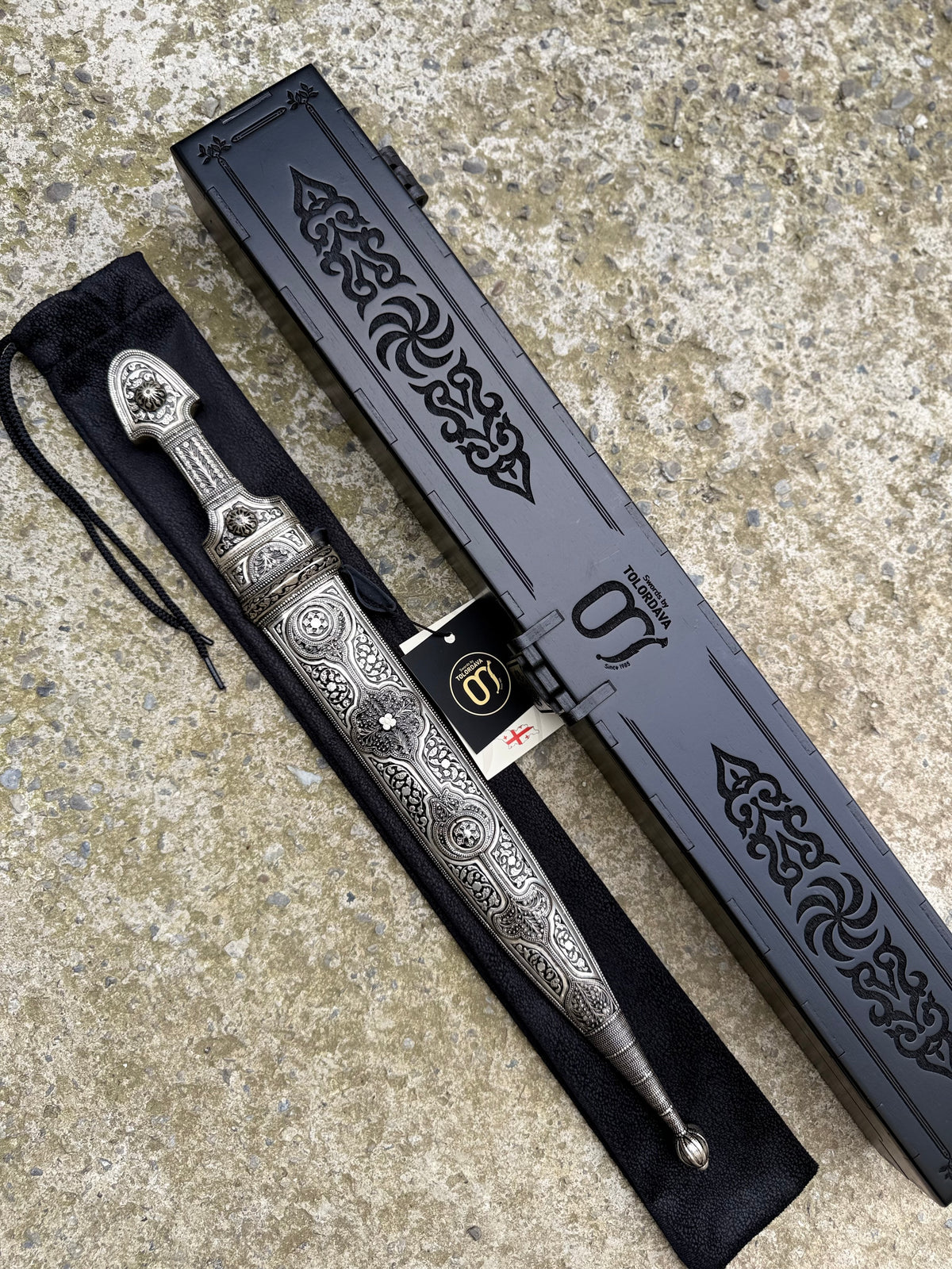 Caucasian Dagger (030)